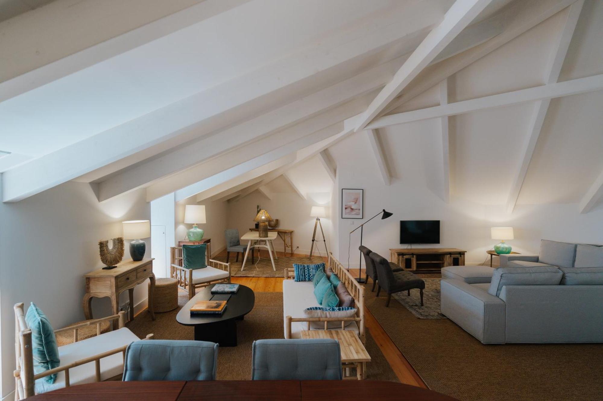 Gasthof Almalusa Baixa Chiado 4*